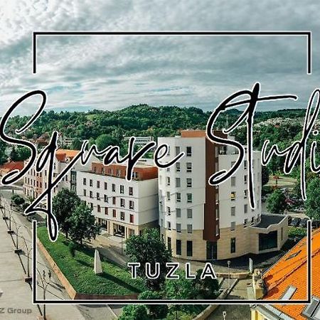 Square Studio Тузла Экстерьер фото